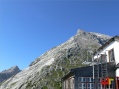 Watzmannhaus mit Watzmannmassiv